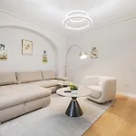 아파트 Manoir Dacia - Oiseaux 8 *