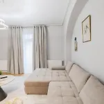 Manoir Dacia - Oiseaux 8 아파트 부쿠레슈티