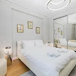 Manoir Dacia - Oiseaux 8 아파트