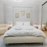 Manoir Dacia - Oiseaux 8 아파트 부쿠레슈티