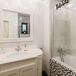 Apartament Manoir Dacia - Oiseaux 8