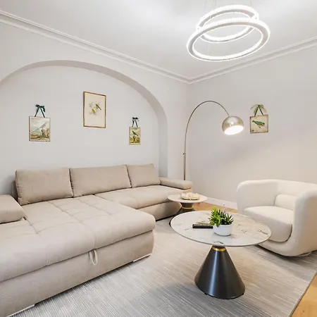 Manoir Dacia - Oiseaux 8 아파트 *