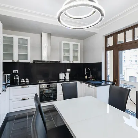 Manoir Dacia - Oiseaux 8 *